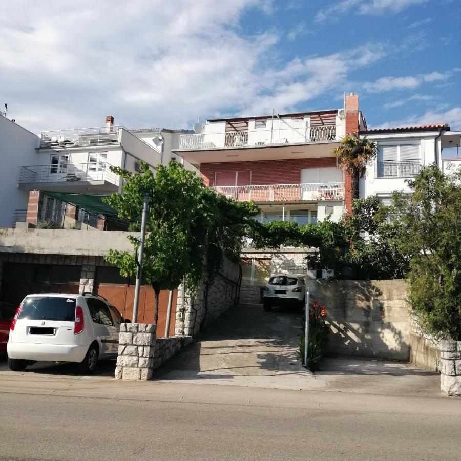 Apartmani Marijan Crikvenica Exteriör bild